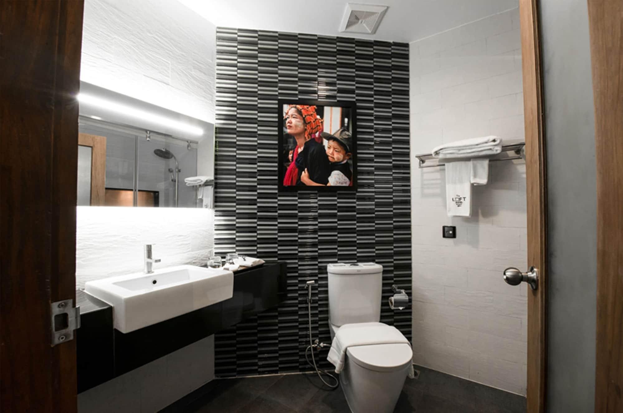 The Loft Hotel Downtown Янгон Екстер'єр фото