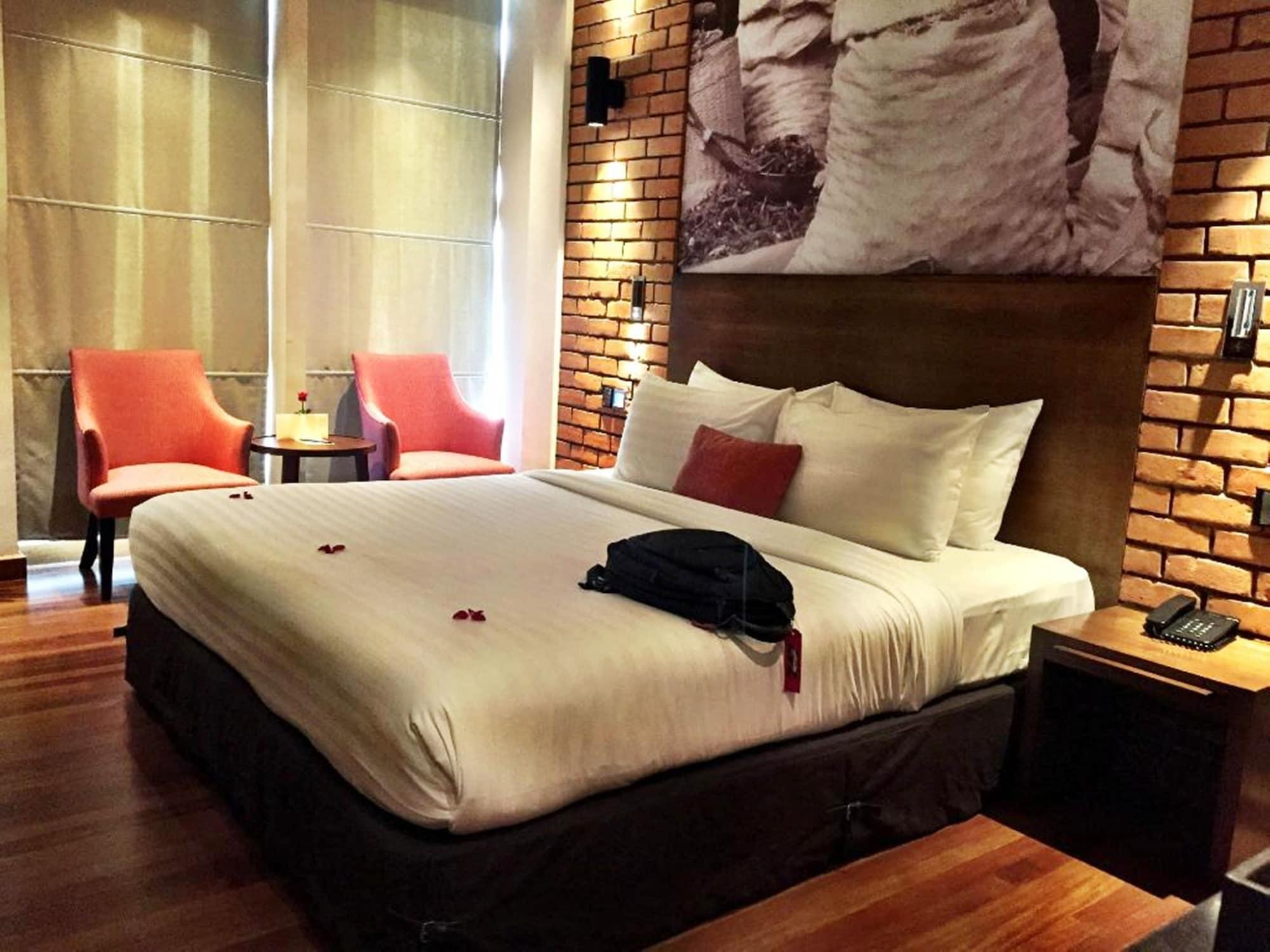 The Loft Hotel Downtown Янгон Екстер'єр фото