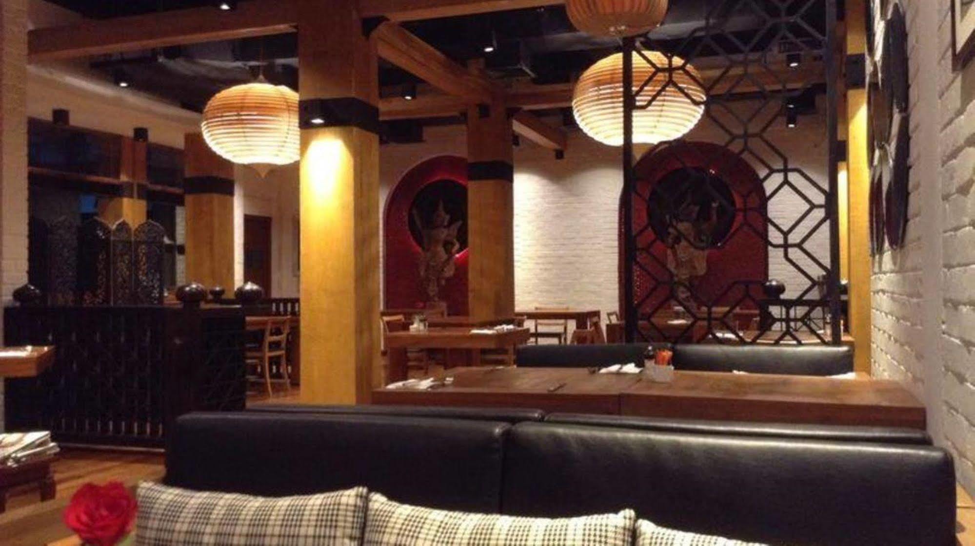 The Loft Hotel Downtown Янгон Екстер'єр фото