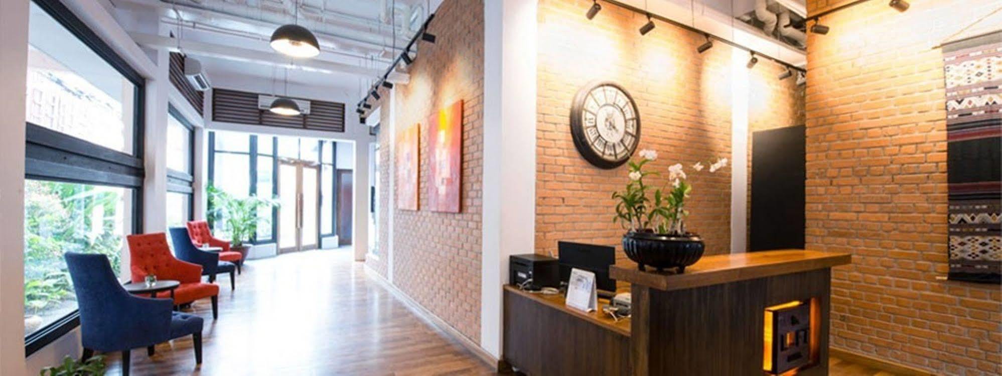 The Loft Hotel Downtown Янгон Екстер'єр фото